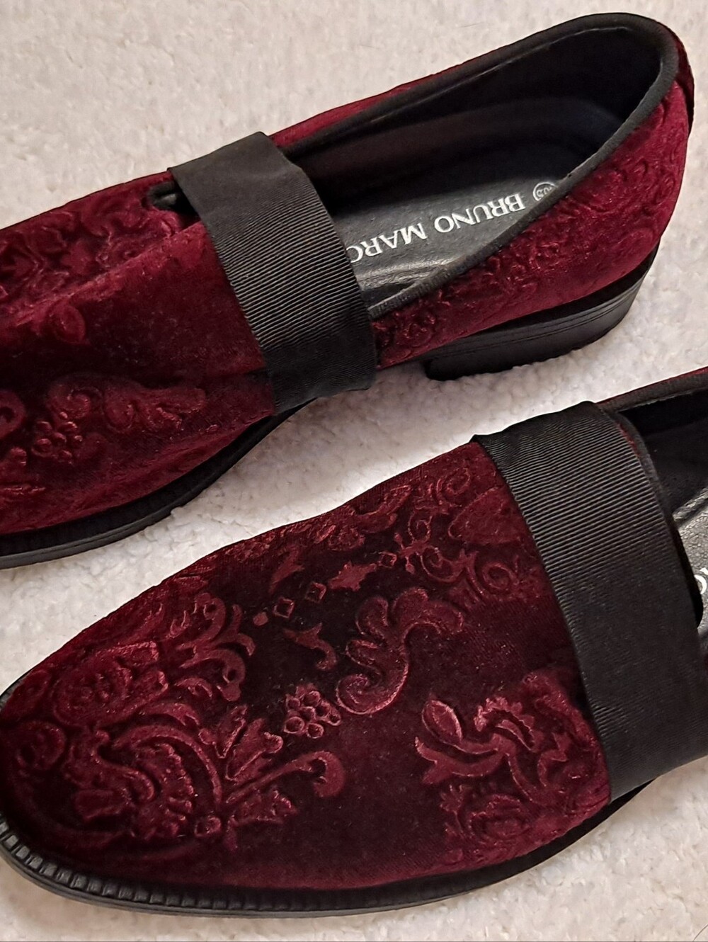 Bruno Marc Men's Burgundy Velvet Slip-On Loafers 10.5 - Picture 2 of 5